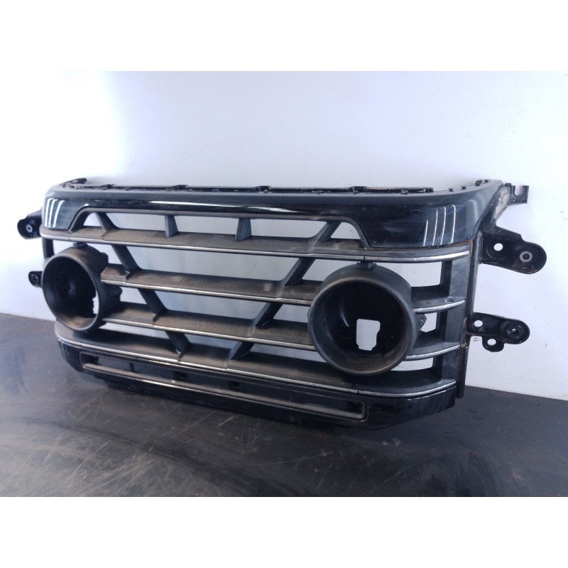 Recambio de rejilla delantera para ineos grenadier todo terreno, cerrada 3.0 ttd 4x4 (gec) referencia OEM IAM   