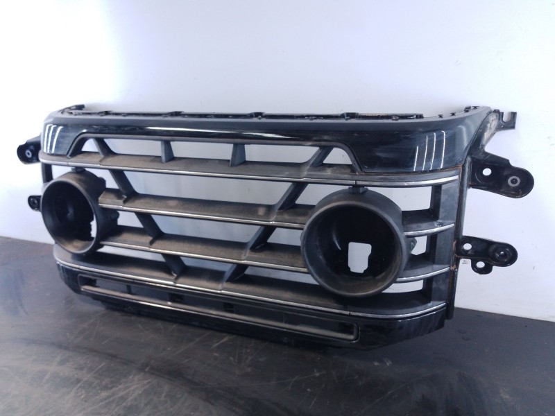 Recambio de rejilla delantera para ineos grenadier todo terreno, cerrada 3.0 ttd 4x4 (gec) referencia OEM IAM   