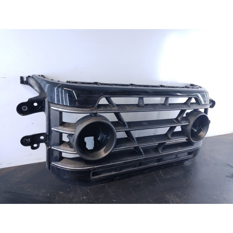 Recambio de rejilla delantera para ineos grenadier todo terreno, cerrada 3.0 ttd 4x4 (gec) referencia OEM IAM   