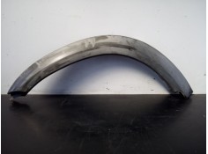 ALETIN DELANTERO IZQUIERDO 638137F000 P2-B3-29