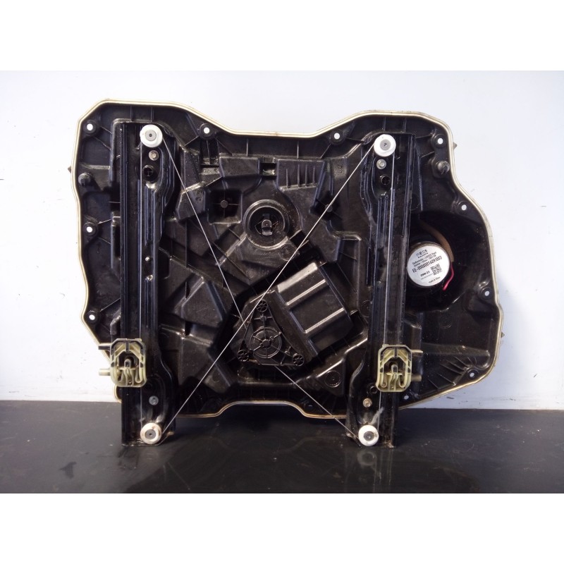 Recambio de elevalunas delantero derecho para ineos grenadier todo terreno, cerrada 3.0 ttd 4x4 (gec) referencia OEM IAM CM09412