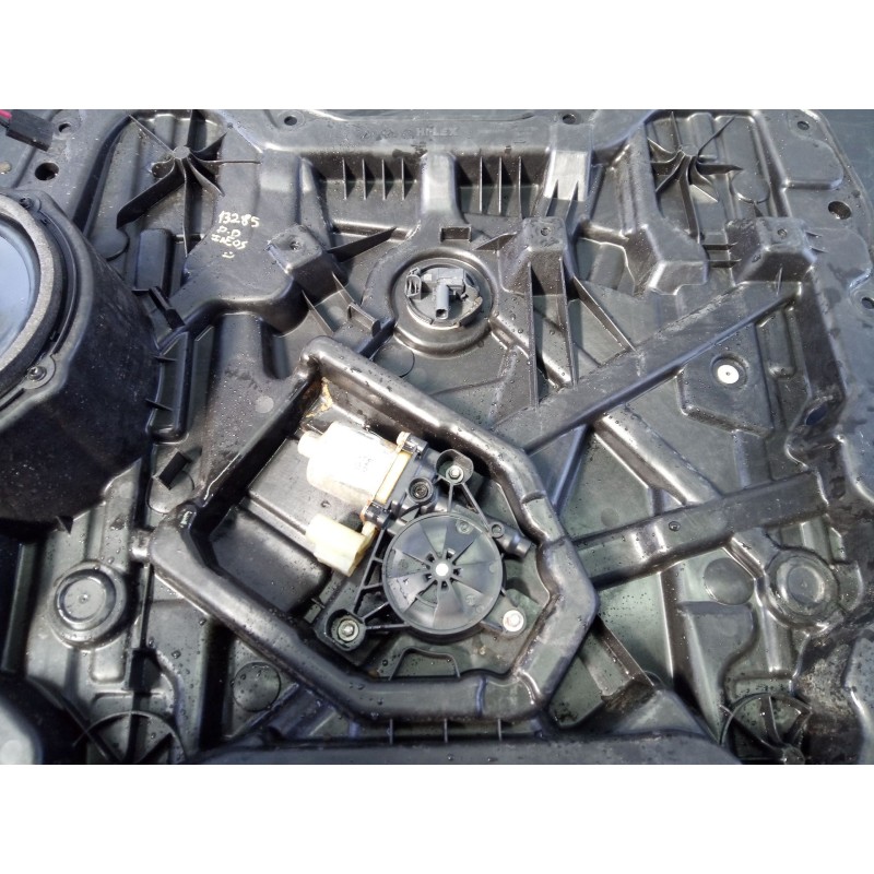 Recambio de elevalunas delantero derecho para ineos grenadier todo terreno, cerrada 3.0 ttd 4x4 (gec) referencia OEM IAM CM09412