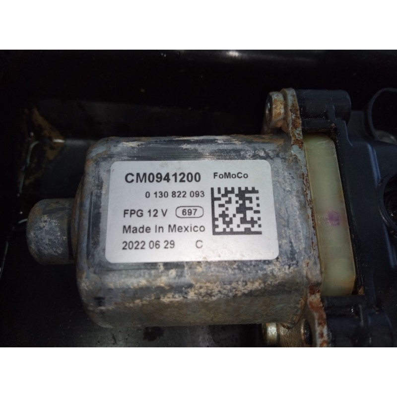 Recambio de elevalunas delantero derecho para ineos grenadier todo terreno, cerrada 3.0 ttd 4x4 (gec) referencia OEM IAM CM09412