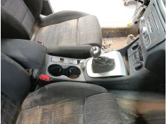 Recambio de consola central para audi q3 (8ub, 8ug) 2.0 tdi quattro referencia OEM IAM   