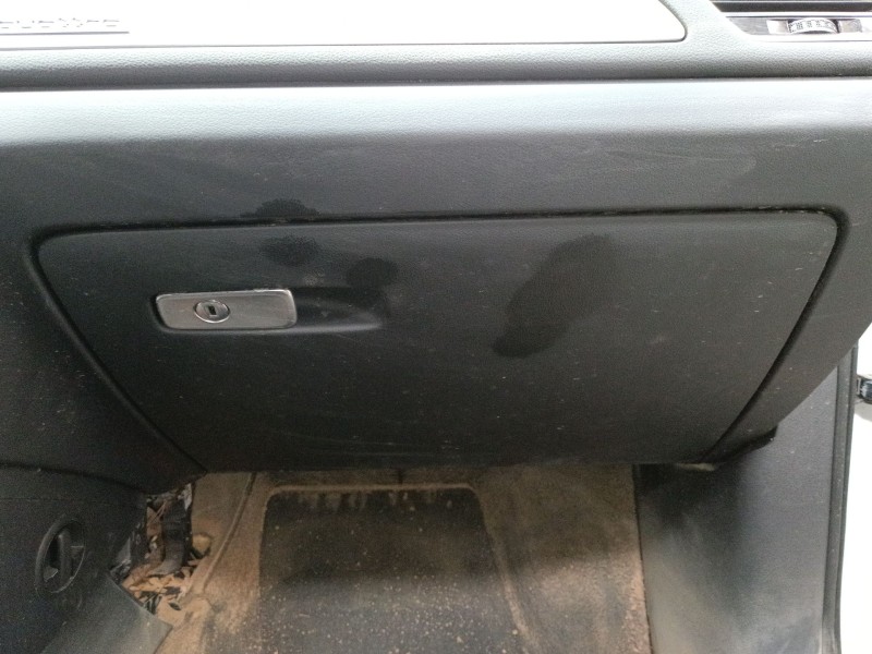 Recambio de guantera para audi q3 (8ub, 8ug) 2.0 tdi quattro referencia OEM IAM   