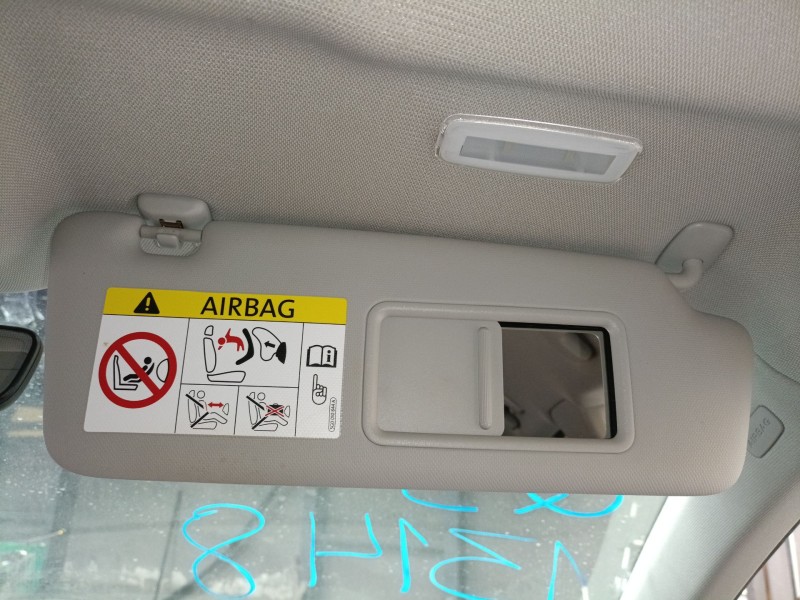 Recambio de parasol derecho para audi q3 (8ub, 8ug) 2.0 tdi quattro referencia OEM IAM   