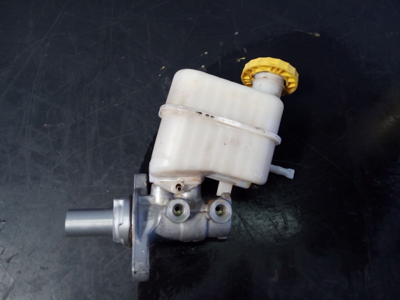 Recambio de bomba freno para jeep cherokee (kl) 2.2 crd 4x4 referencia OEM IAM   
