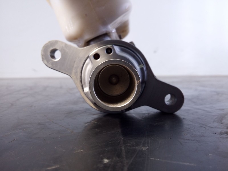 Recambio de bomba freno para jeep cherokee (kl) 2.2 crd 4x4 referencia OEM IAM   