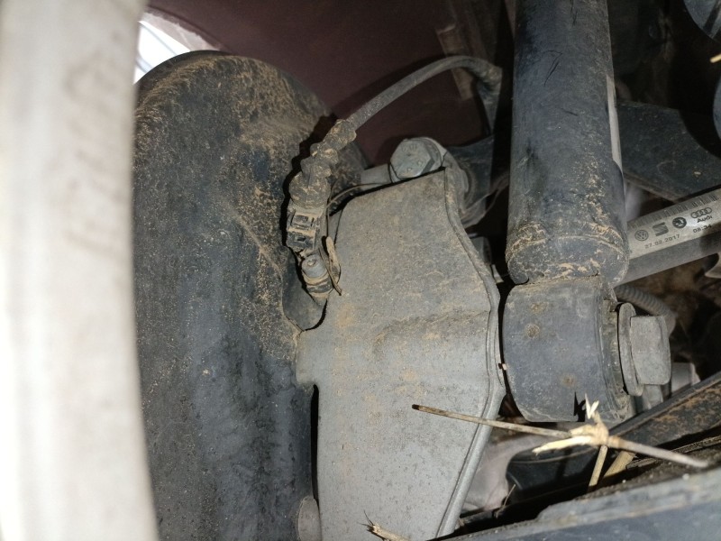 Recambio de mangueta trasera izquierda para audi q3 (8ub, 8ug) 2.0 tdi quattro referencia OEM IAM   