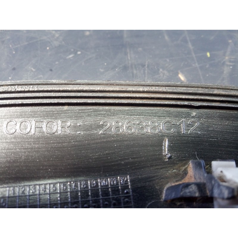 Recambio de aletin delantero derecho para peugeot 2008 (--.2013) allure referencia OEM IAM 28638C12  