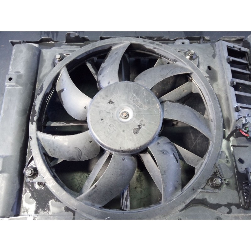 Recambio de electroventilador para peugeot partner tepee 1.6 bluehdi 100 referencia OEM IAM FC1049874716T  