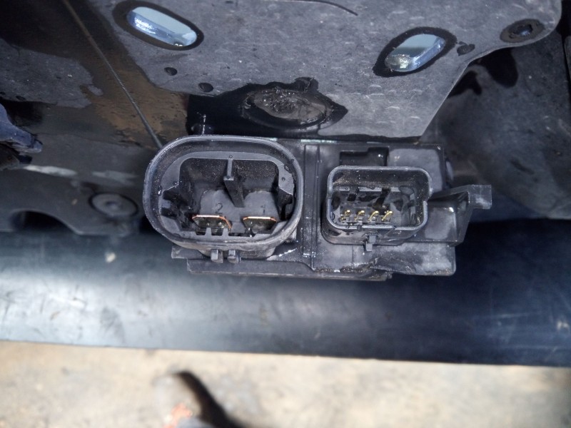 Recambio de electroventilador para peugeot partner tepee 1.6 bluehdi 100 referencia OEM IAM FC1049874716T  