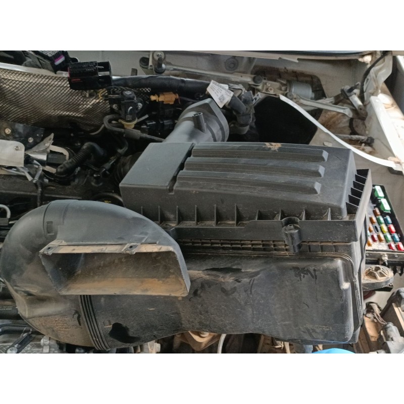 Recambio de filtro aire para audi q3 (8ub, 8ug) 2.0 tdi quattro referencia OEM IAM   