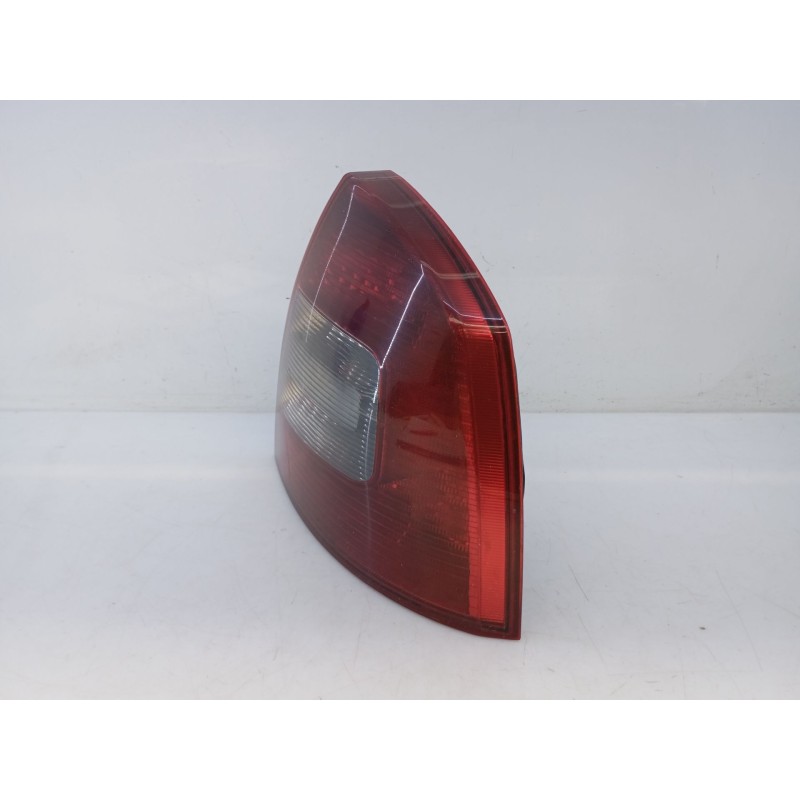 Recambio de piloto trasero derecho para skoda octavia berlina (1z3) trend referencia OEM IAM   