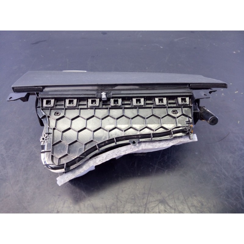 Recambio de guantera para bmw 1 (f20) 116 d referencia OEM IAM 922725006  