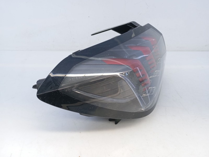 Recambio de piloto trasero izquierdo para peugeot 208 ii (ub_, up_, uw_, uj_) 1.2 puretech 100 referencia OEM IAM   