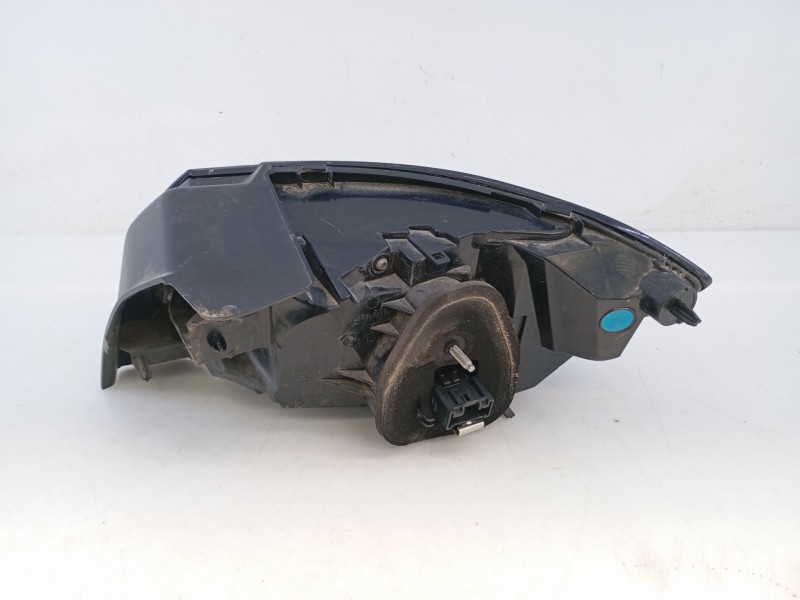 Recambio de piloto trasero izquierdo para peugeot 208 ii (ub_, up_, uw_, uj_) 1.2 puretech 100 referencia OEM IAM   