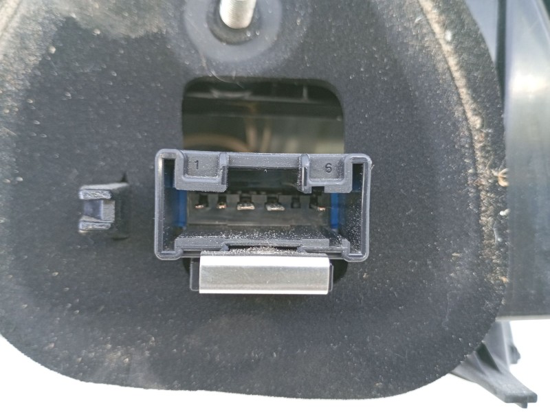 Recambio de piloto trasero izquierdo para peugeot 208 ii (ub_, up_, uw_, uj_) 1.2 puretech 100 referencia OEM IAM   