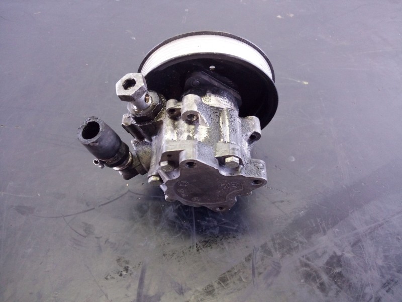 Recambio de bomba direccion para audi a6 avant (4f5) 2.7 tdi referencia OEM IAM   