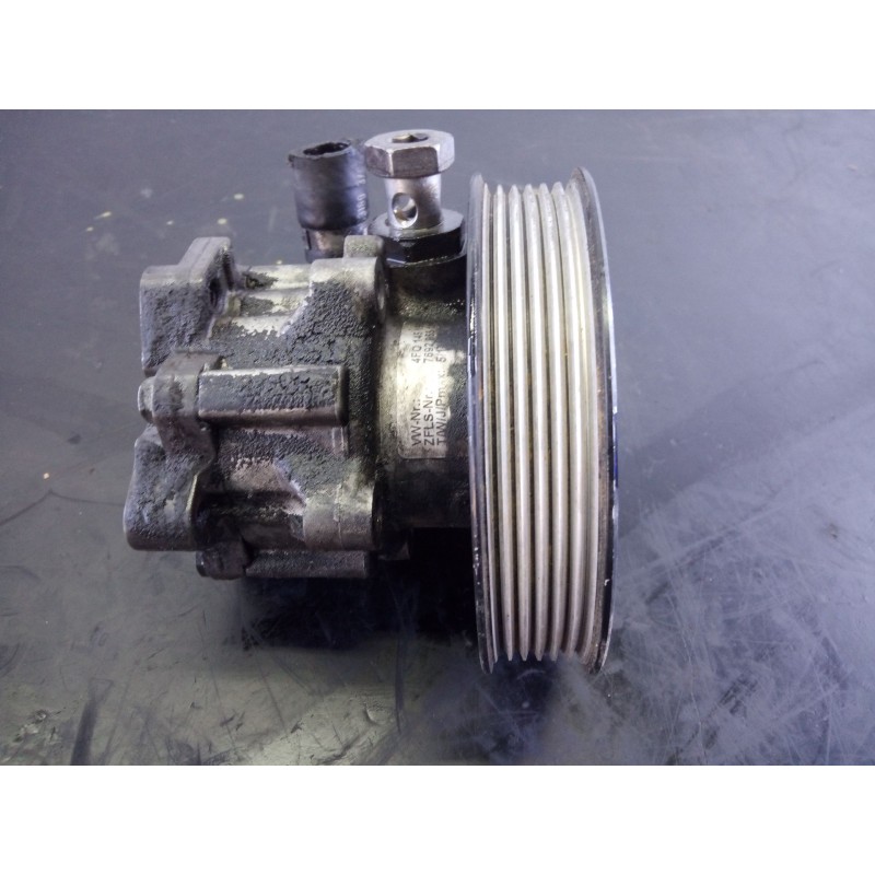 Recambio de bomba direccion para audi a6 avant (4f5) 2.7 tdi referencia OEM IAM   