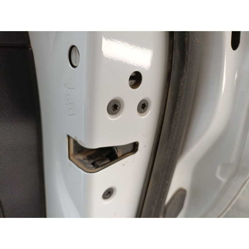 Recambio de cerradura puerta trasera derecha para ford focus iii turnier 1.5 tdci referencia OEM IAM   
