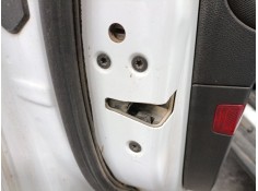 CERRADURA PUERTA DELANTERA IZQUIERDA 