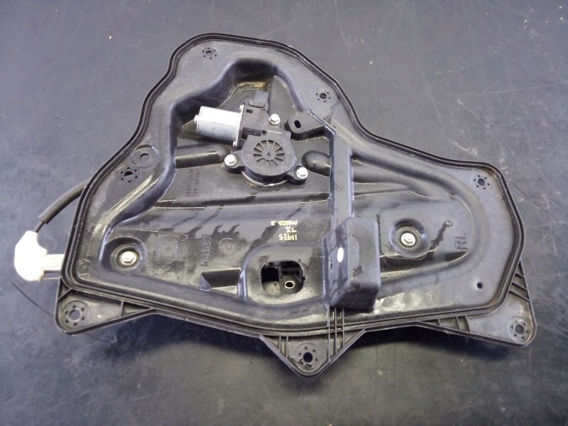 Recambio de elevalunas trasero izquierdo para mazda 3 lim. () evolution referencia OEM IAM   