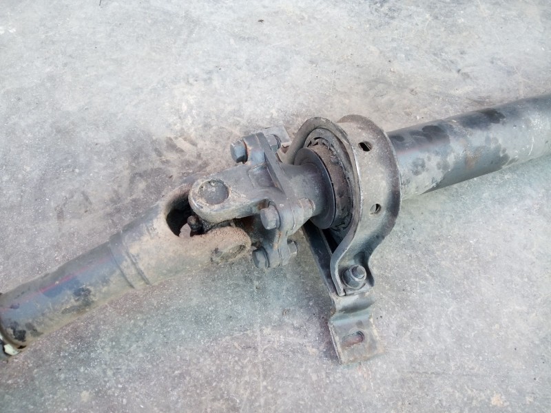 Recambio de transmision central para renault maxity 2.5 diesel referencia OEM IAM   