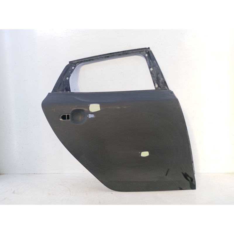 Recambio de puerta trasera derecha para volvo v40 momentum referencia OEM IAM   