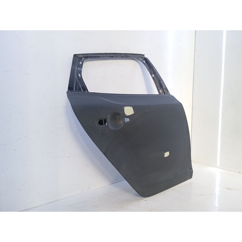 Recambio de puerta trasera derecha para volvo v40 momentum referencia OEM IAM   
