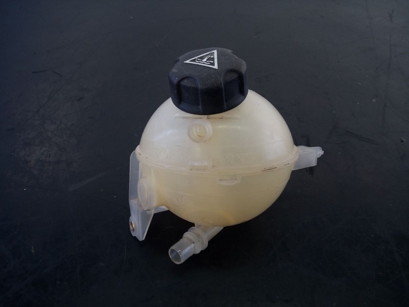 Recambio de deposito expansion para peugeot partner kasten confort l1 referencia OEM IAM   