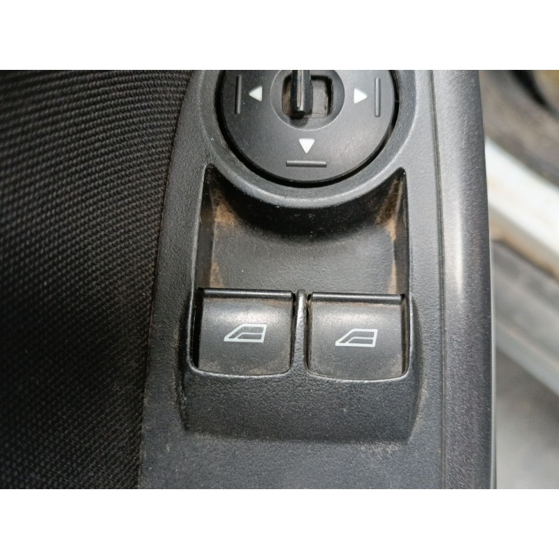 Recambio de mando elevalunas delantero izquierdo para ford focus iii turnier 1.5 tdci referencia OEM IAM   