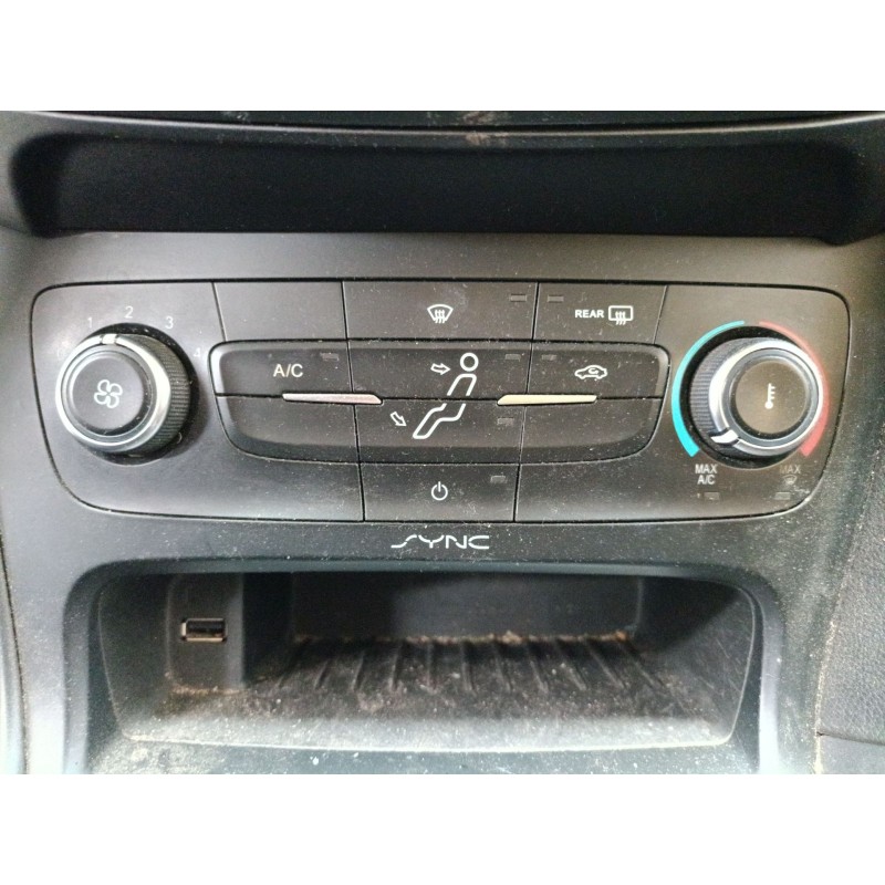 Recambio de mando calefaccion / aire acondicionado para ford focus iii turnier 1.5 tdci referencia OEM IAM   