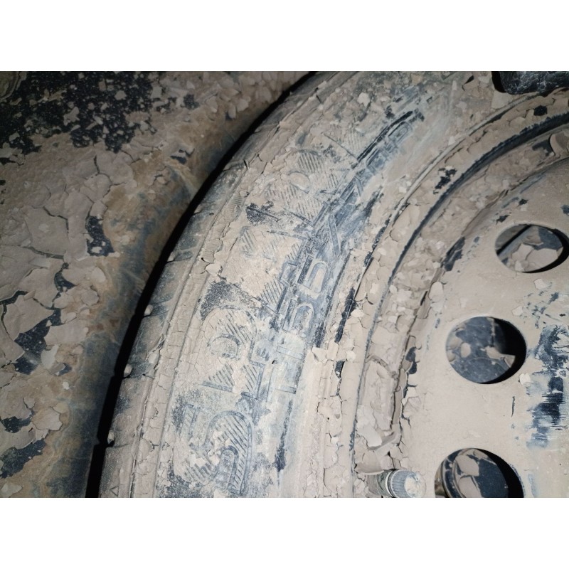 Recambio de neumatico repuesto para ford kuga ii (dm2) 2.0 tdci 4x4 referencia OEM IAM   