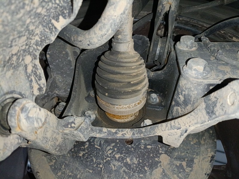 Recambio de mangueta trasera izquierda para ford kuga ii (dm2) 2.0 tdci 4x4 referencia OEM IAM   