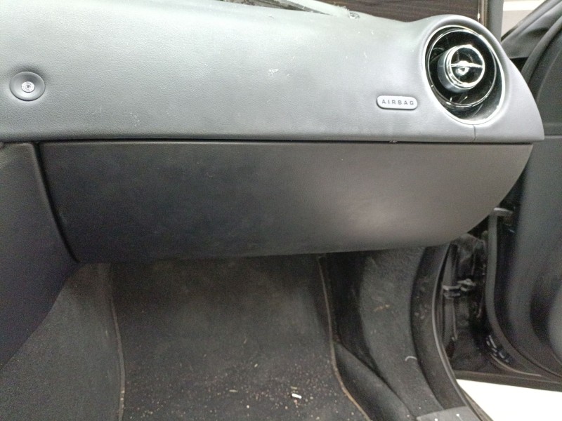 Recambio de guantera para jaguar xj (x351) 3.0 sdv6 referencia OEM IAM   