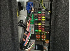 Recambio de caja reles / fusibles para jaguar xj (x351) 3.0 sdv6 referencia OEM IAM   