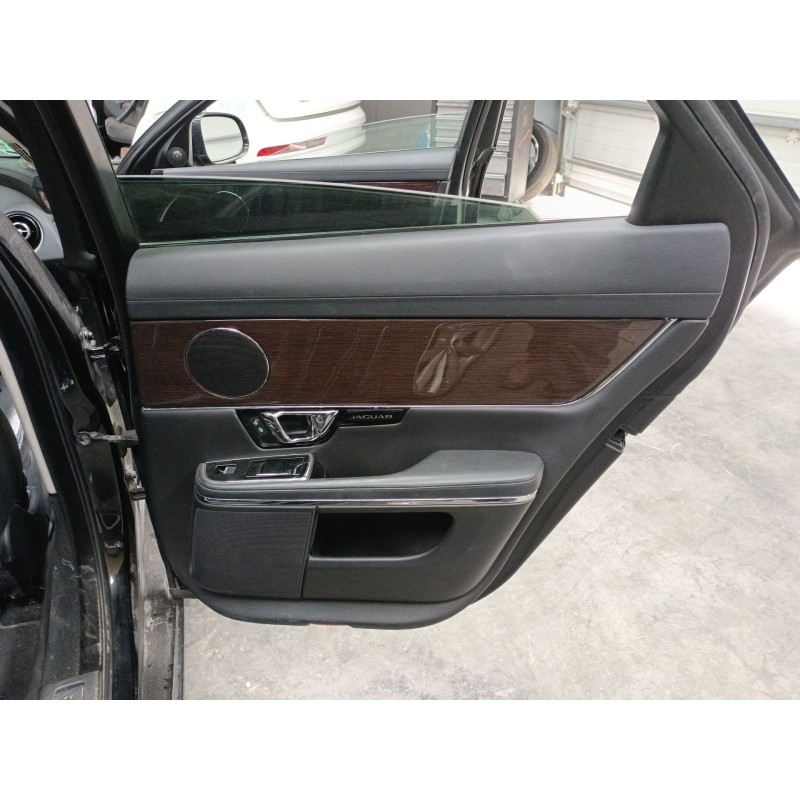 Recambio de guarnecido puerta trasera derecha para jaguar xj (x351) 3.0 sdv6 referencia OEM IAM   