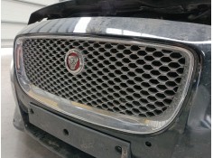 Recambio de rejilla delantera para jaguar xj (x351) 3.0 sdv6 referencia OEM IAM    2