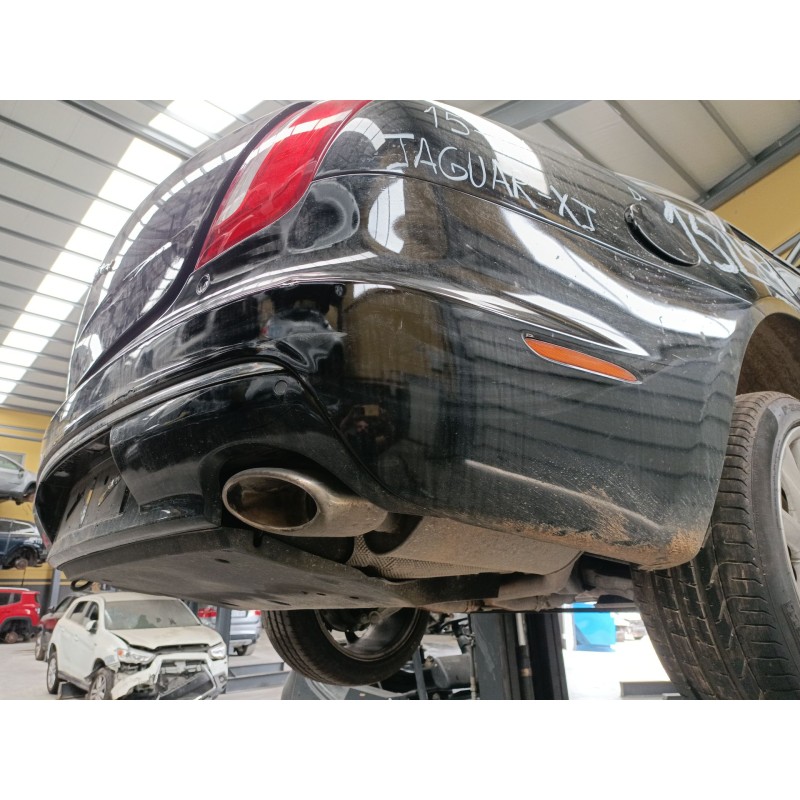 Recambio de paragolpes trasero para jaguar xj (x351) 3.0 sdv6 referencia OEM IAM   
