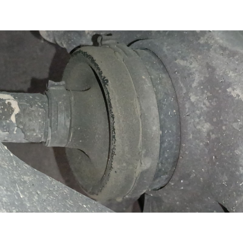 Recambio de transmision trasera izquierda para jaguar xj (x351) 3.0 sdv6 referencia OEM IAM   