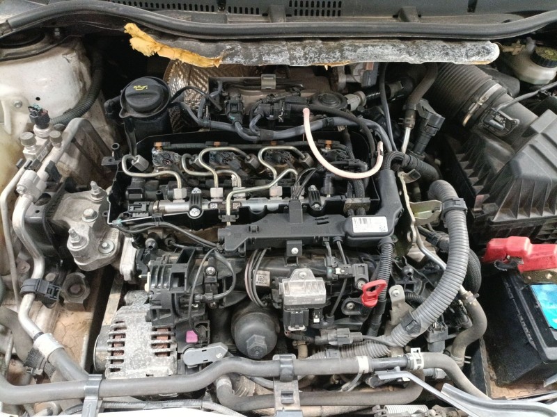 toyota auris (_e18_) del año 2016