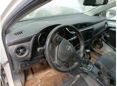 Recambio de salpicadero para toyota auris (_e18_) 1.6 d4-d (wwe185_) referencia OEM IAM    2