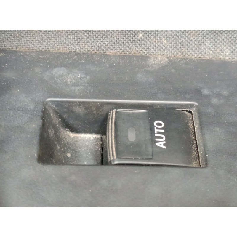 Recambio de mando elevalunas delantero derecho para toyota auris (_e18_) 1.6 d4-d (wwe185_) referencia OEM IAM   