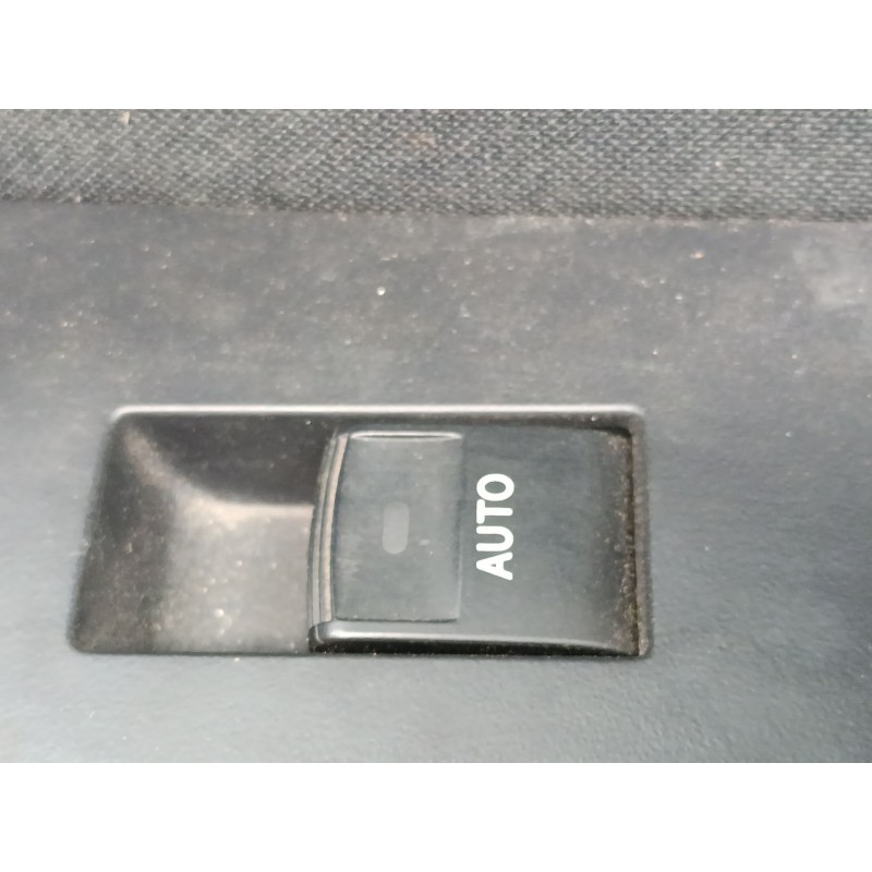Recambio de mando elevalunas trasero derecho para toyota auris (_e18_) 1.6 d4-d (wwe185_) referencia OEM IAM   