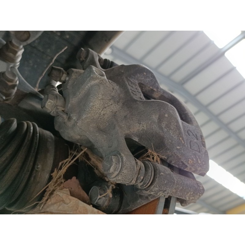 Recambio de pinza freno delantera izquierda para toyota auris (_e18_) 1.6 d4-d (wwe185_) referencia OEM IAM   
