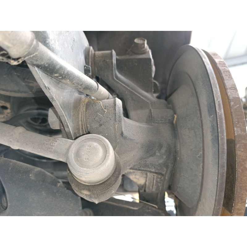 Recambio de mangueta trasera izquierda para toyota auris (_e18_) 1.6 d4-d (wwe185_) referencia OEM IAM   