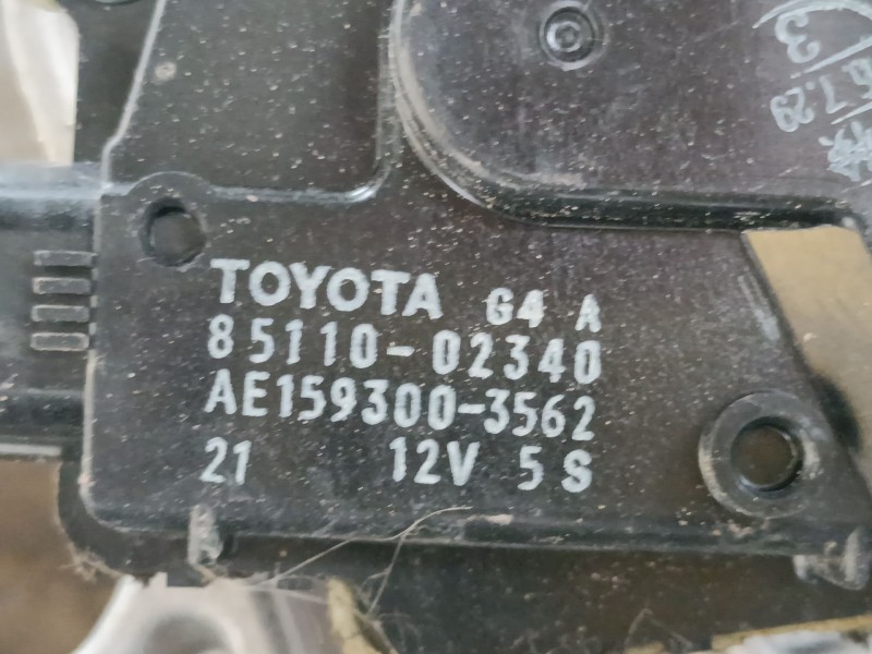 Recambio de motor limpia delantero para toyota auris (_e18_) 1.6 d4-d (wwe185_) referencia OEM IAM 8511002340  