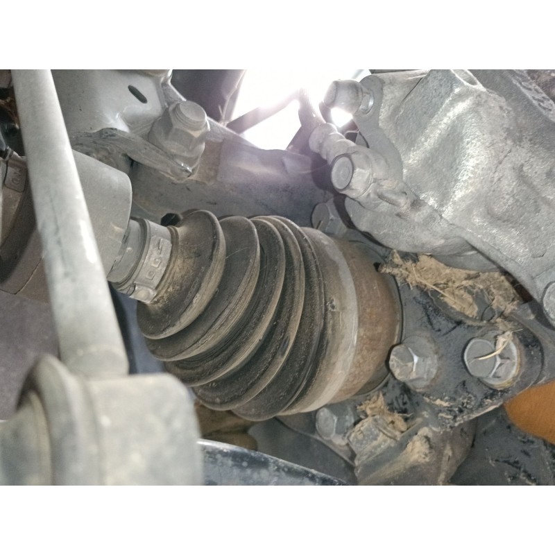 Recambio de mangueta delantera izquierda para toyota auris (_e18_) 1.6 d4-d (wwe185_) referencia OEM IAM   