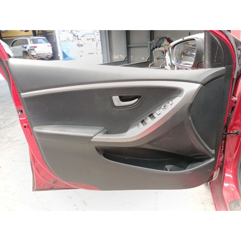 Recambio de guarnecido puerta delantera izquierda para hyundai i30 (gd) 1.6 crdi referencia OEM IAM   